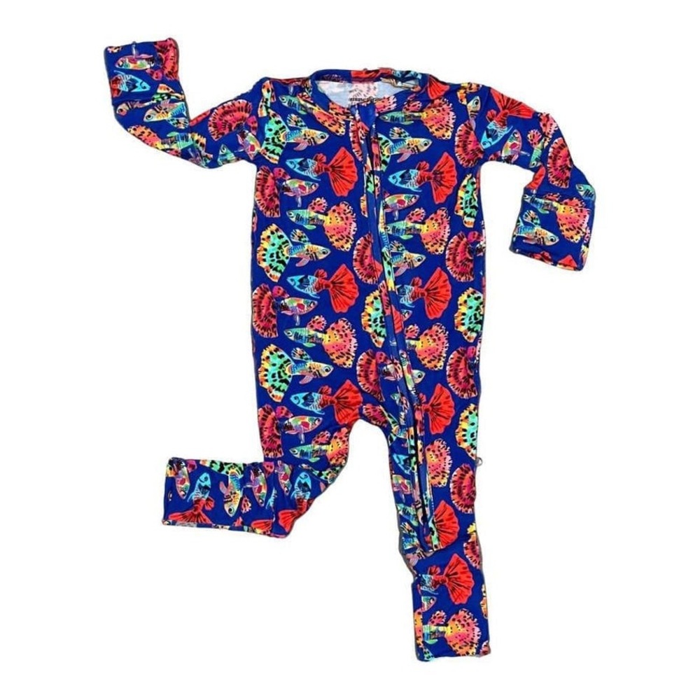 Muse Threads Bamboo Convertible Footie Romper - Guppies (Fish)